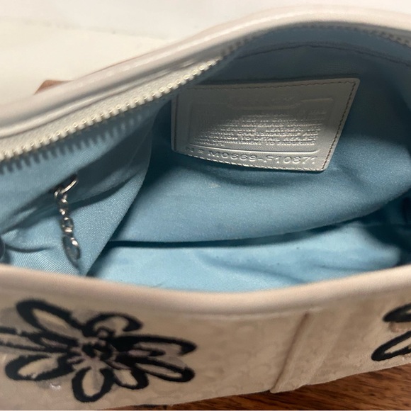 Vintage Coach White Floral Bumblebee Duffel Crossbody Bag F10871 Garden Fairy - Picture 8 of 9